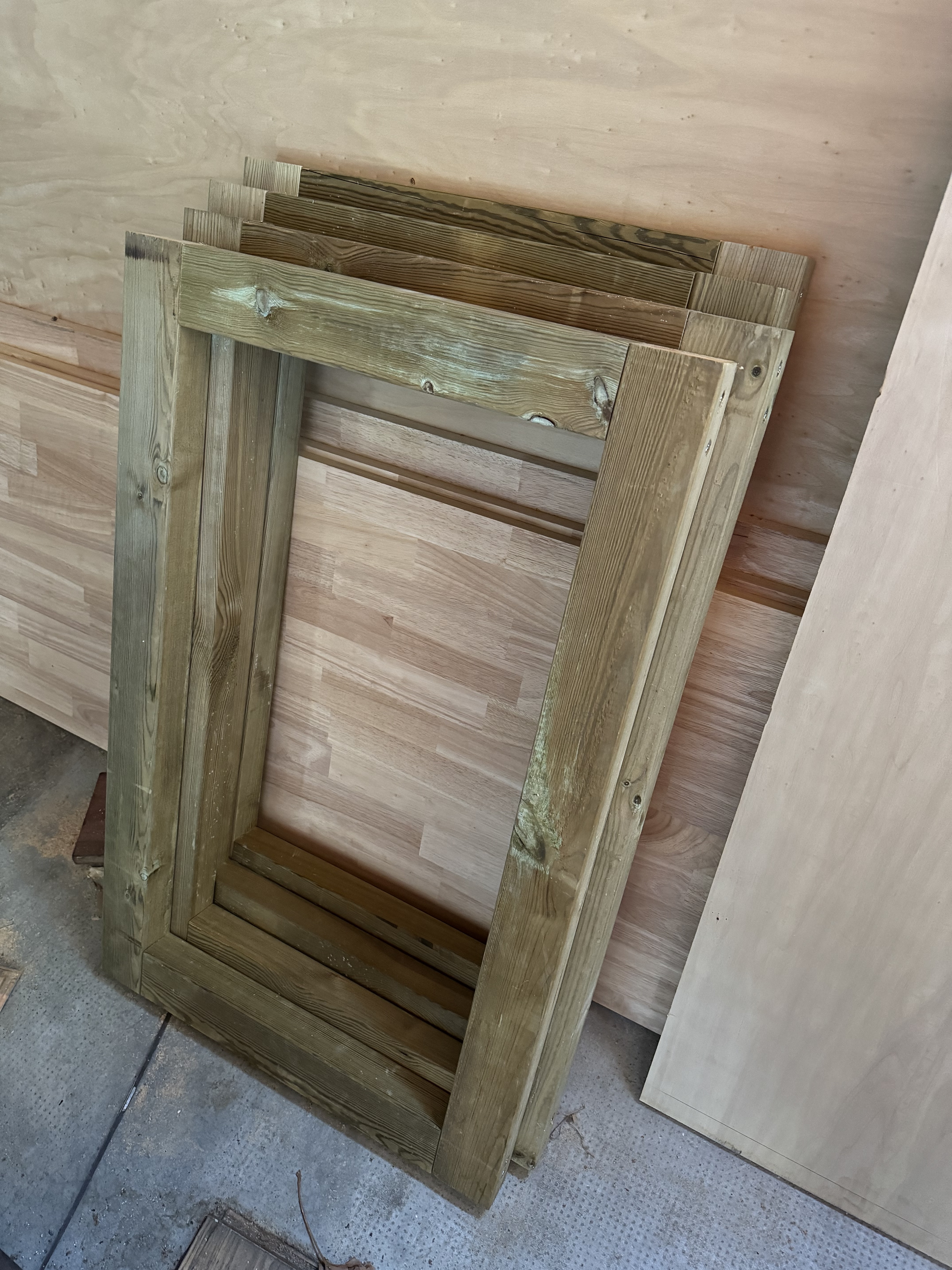 Assemblage des pieds de l’établi