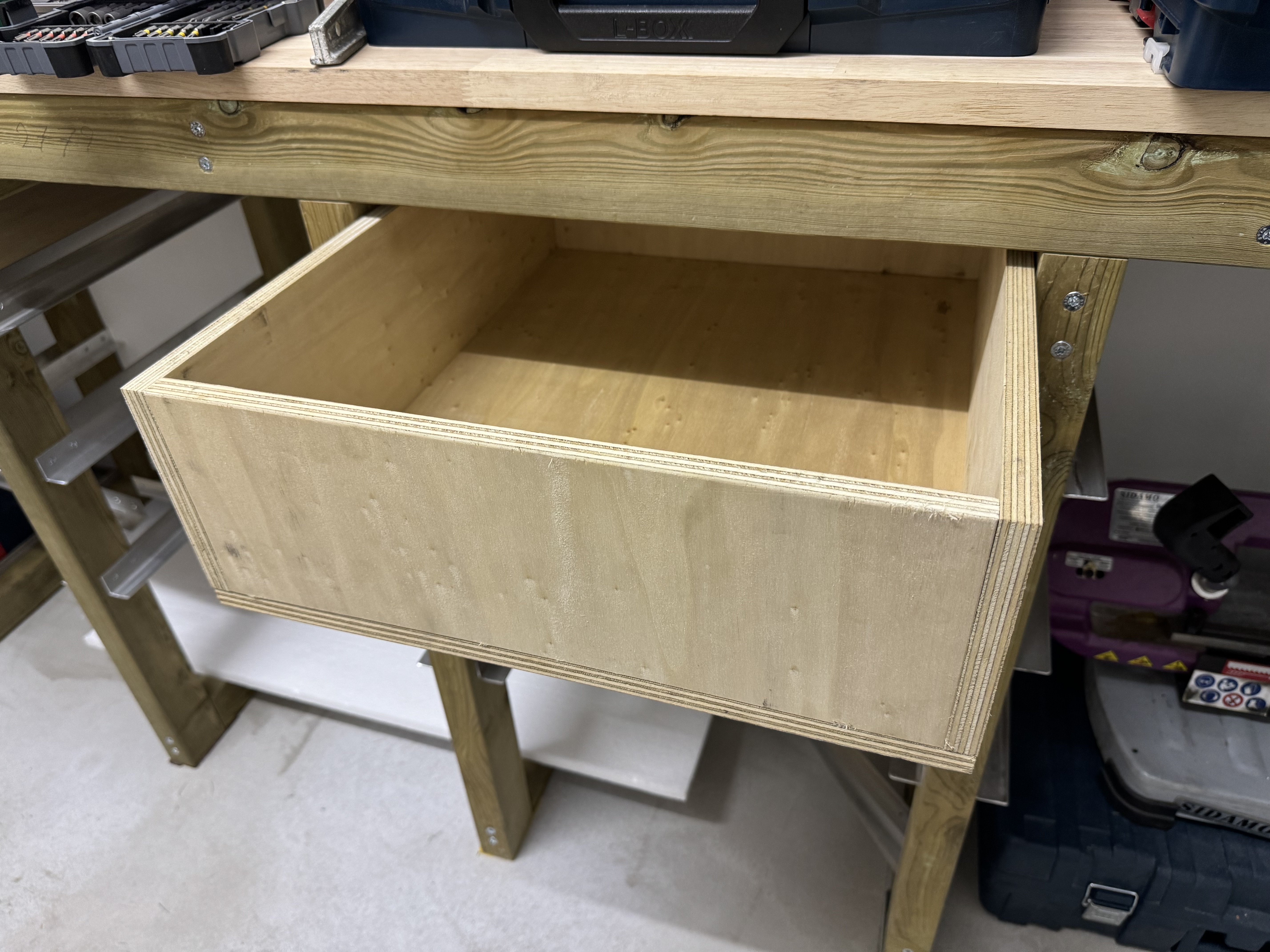 Assemblage des tiroirs