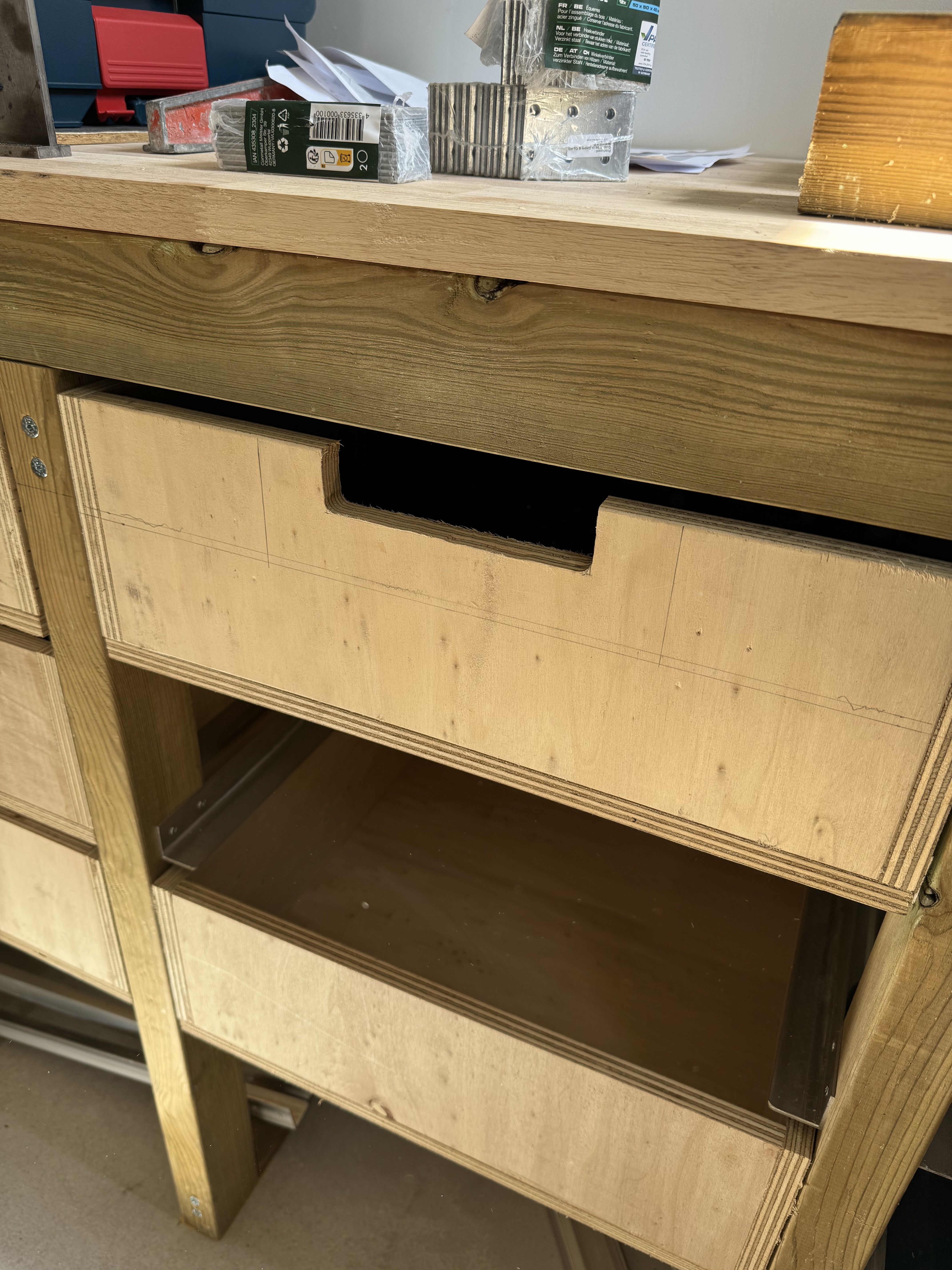 Découpe des poignées