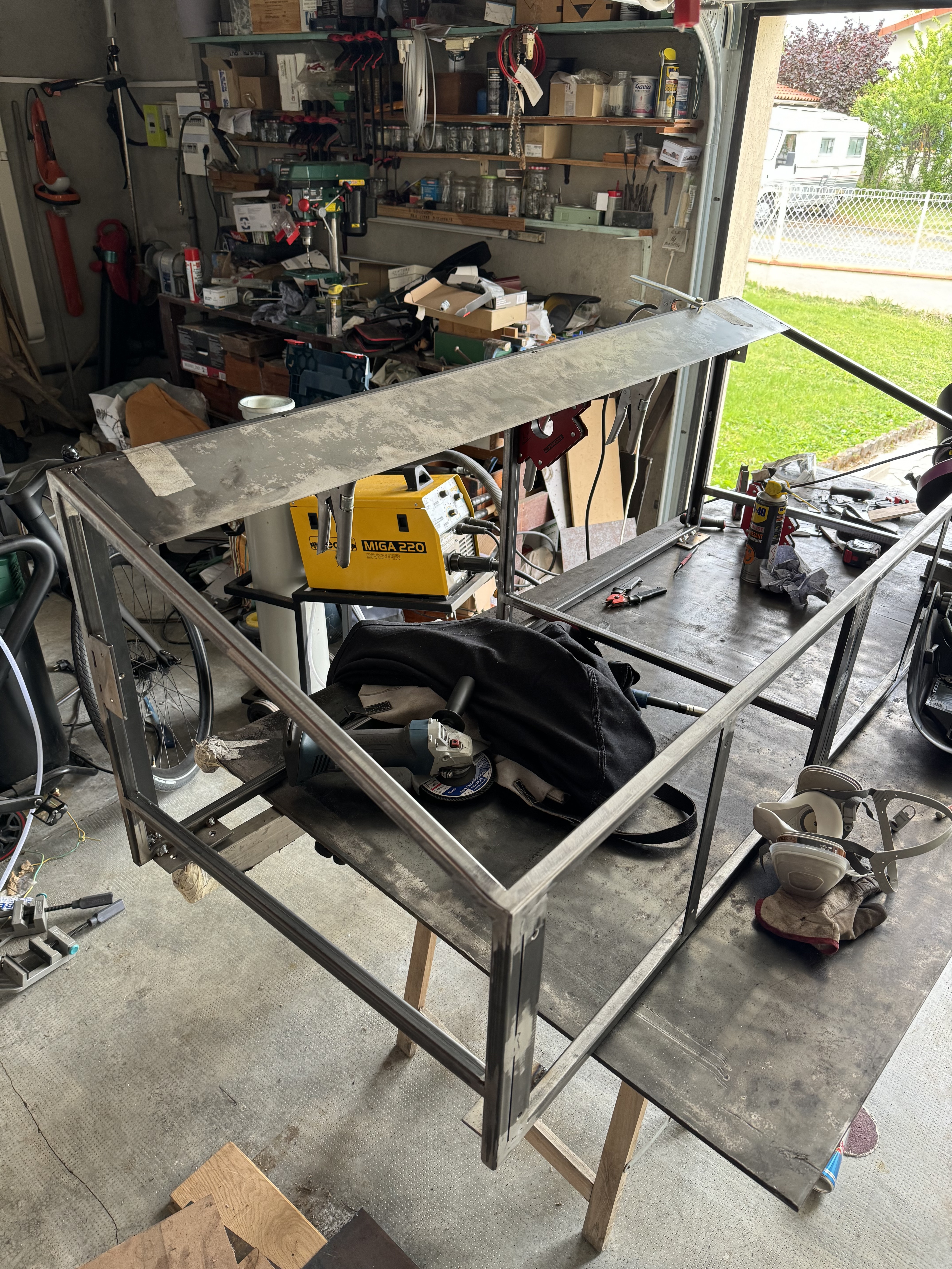 Assemblage du bandeau acier