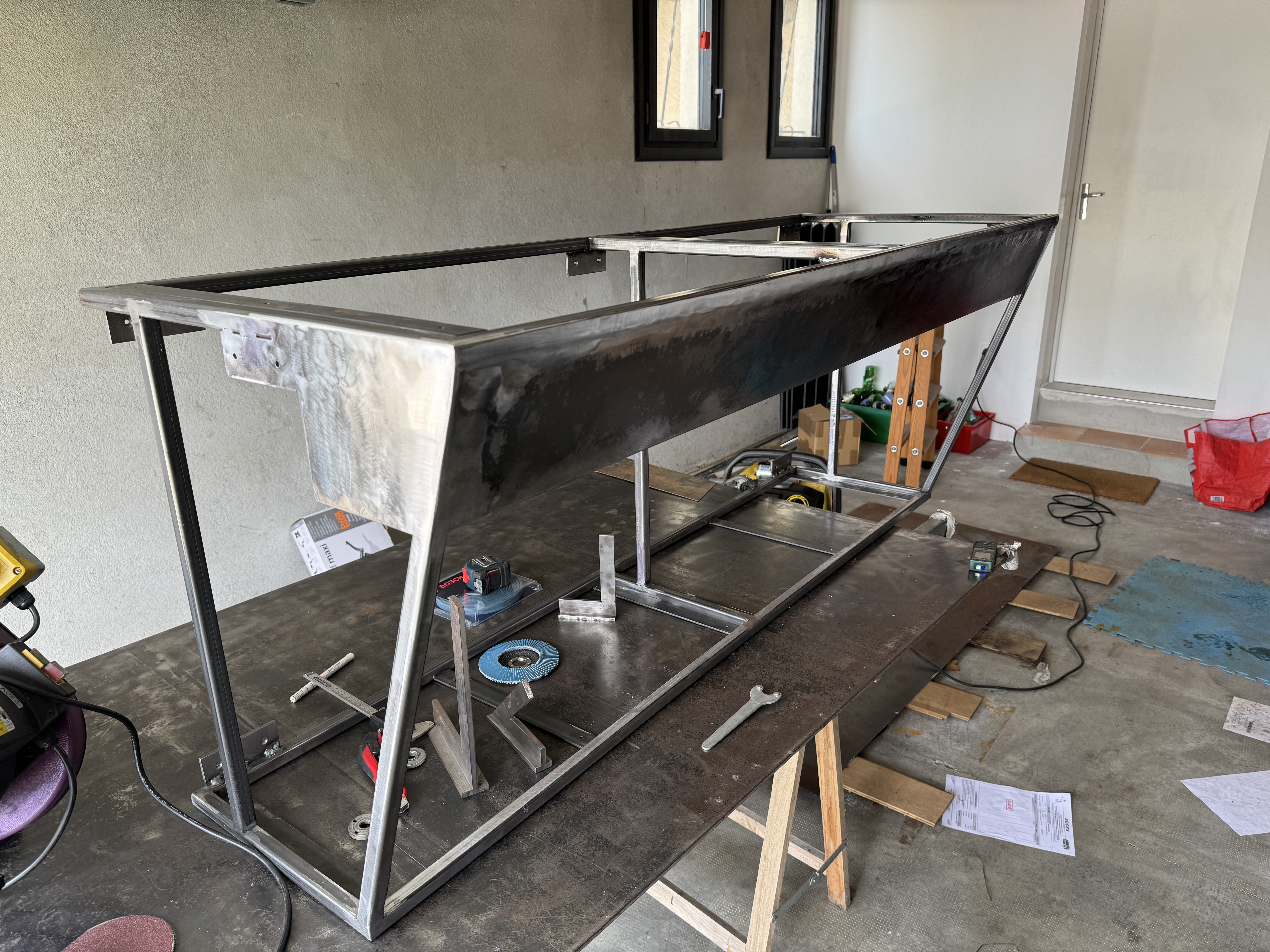 Assemblage du bandeau acier