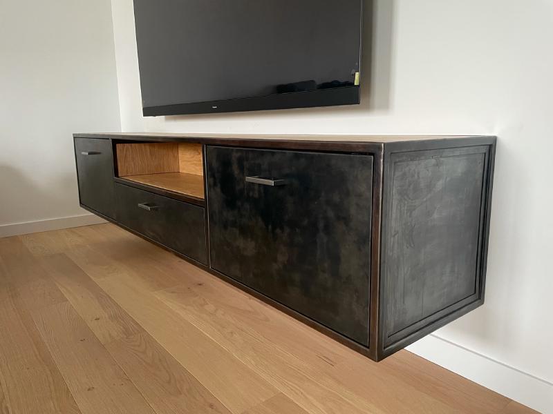 Featured image of post Fabrication de mon meuble TV en acier et chêne