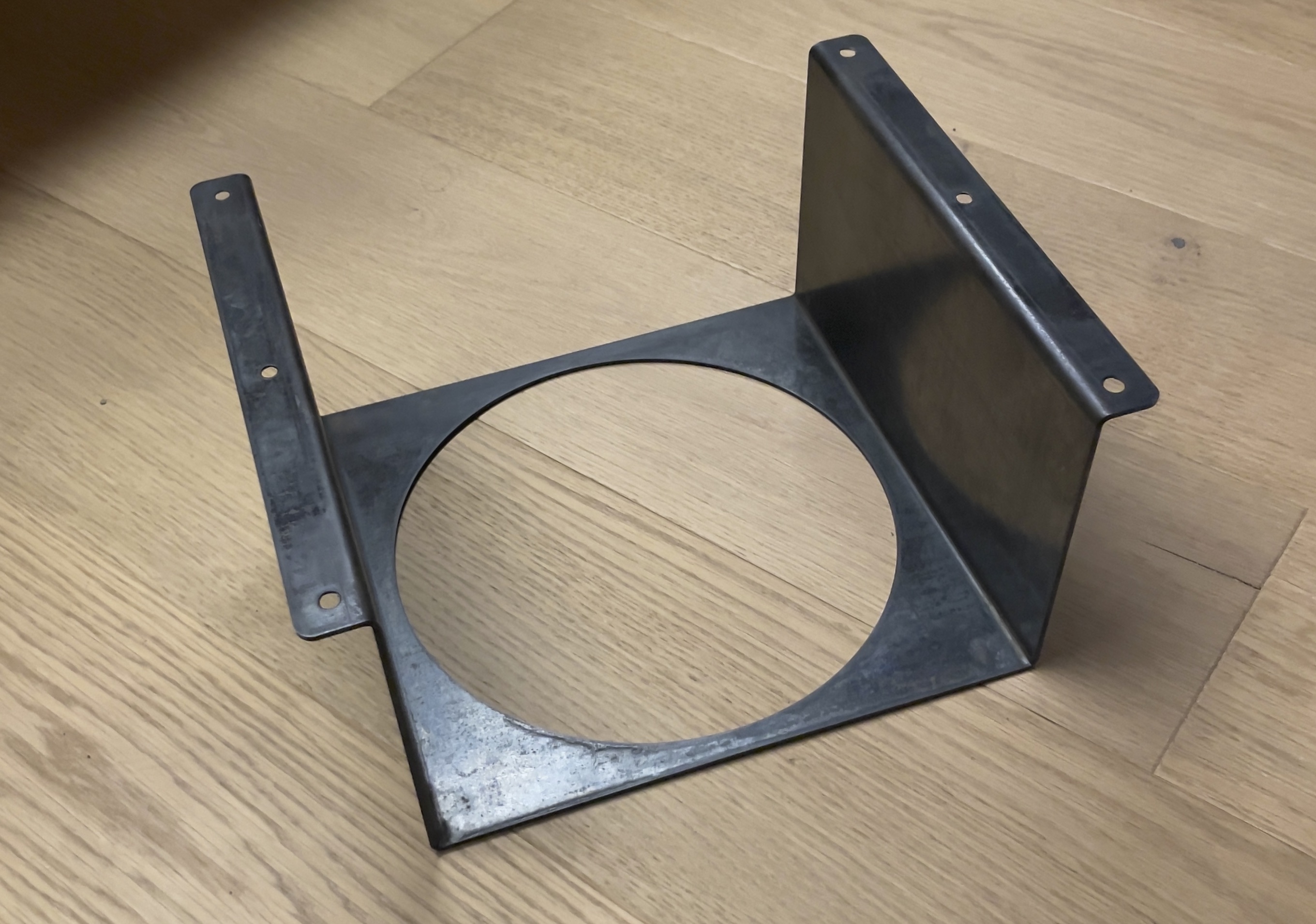 Photo montrant le support de fixation après le traitement